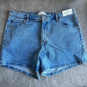 NWT Abercrombie & Fitch High Rise The Dad Short 34/18